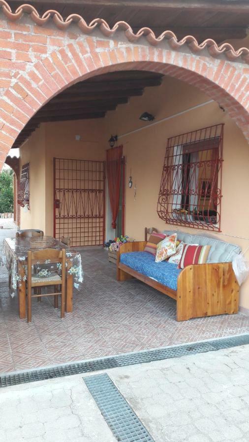 Casa Marina Lu Tuvaraggiu Casa Vacanze ソルソ エクステリア 写真